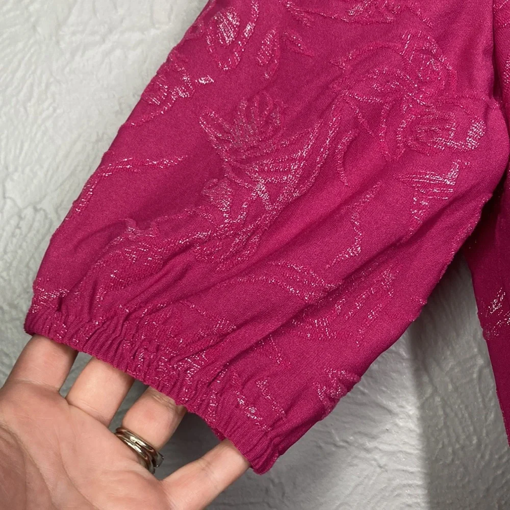 JM Collection Pink Textured Glitter Floral Elbow Sleeve Scoop Neck Top P… - Picture 4 of 9